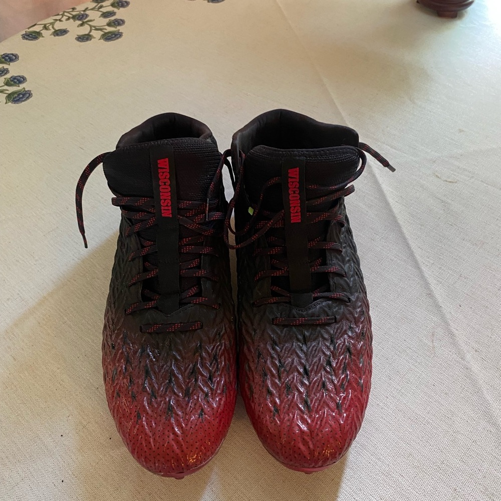 Wisconsin Player Exclusive Cleats